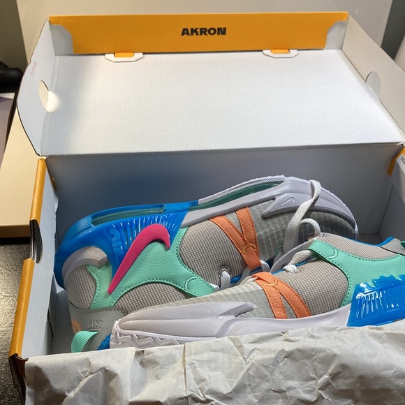 Lebron witness VII (GS) - Picture 2 of 7